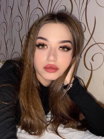 Майя Зрелая Блондинка